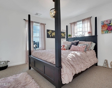 304 6th Avenue - Photo Thumbnail 9