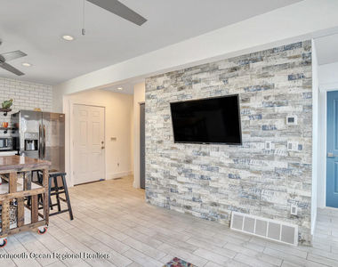 903 Ocean Avenue - Photo Thumbnail 15