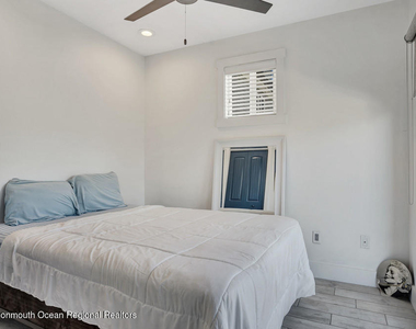 903 Ocean Avenue - Photo Thumbnail 13