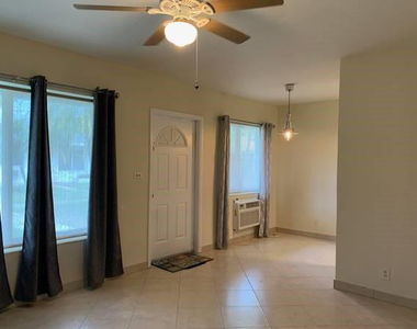 120 Ne 10th Avenue - Photo Thumbnail 9
