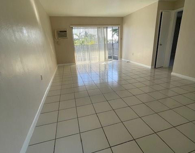 1711 S Cypress Road - Photo Thumbnail 7
