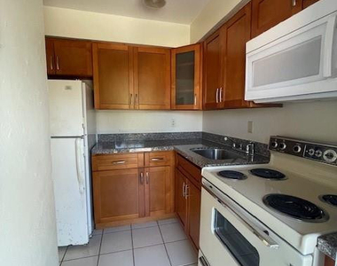 1711 S Cypress Road - Photo Thumbnail 3