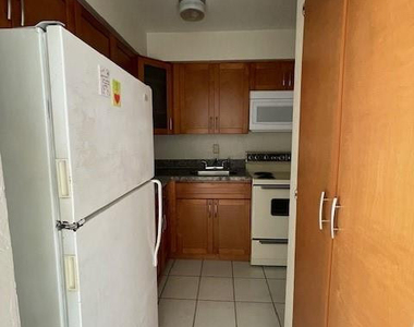 1711 S Cypress Road - Photo Thumbnail 2