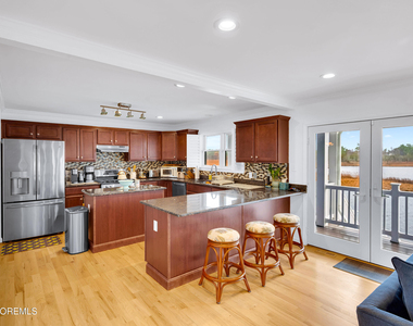 296 Alabama Avenue - Photo Thumbnail 18