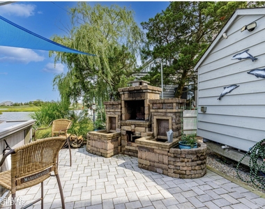296 Alabama Avenue - Photo Thumbnail 10