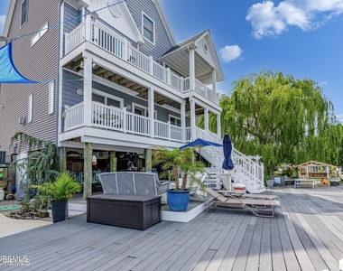 296 Alabama Avenue - Photo Thumbnail 14