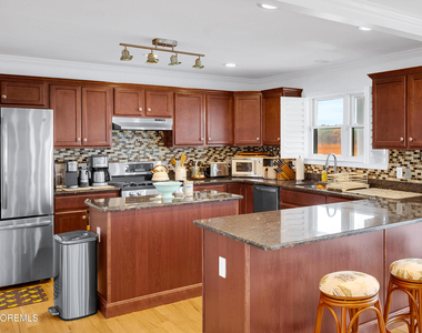 296 Alabama Avenue - Photo Thumbnail 19