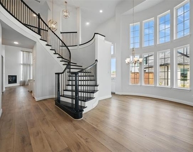 3010 Barefoot Lane - Photo Thumbnail 2
