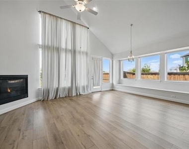 3010 Barefoot Lane - Photo Thumbnail 21