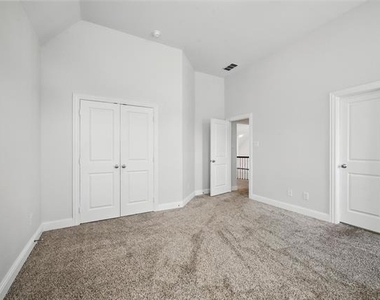 3010 Barefoot Lane - Photo Thumbnail 36