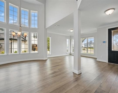 3010 Barefoot Lane - Photo Thumbnail 9