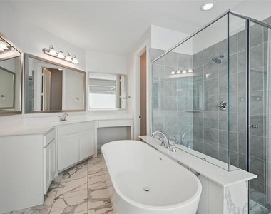 3010 Barefoot Lane - Photo Thumbnail 28
