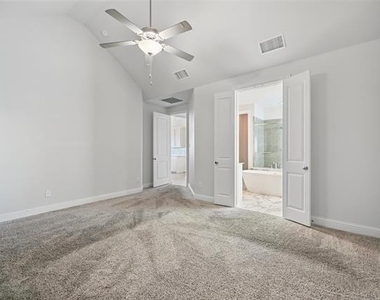 3010 Barefoot Lane - Photo Thumbnail 26