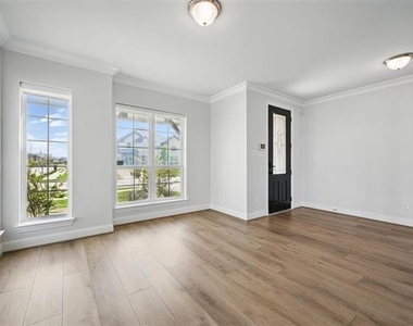 3010 Barefoot Lane - Photo Thumbnail 5
