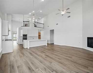 3010 Barefoot Lane - Photo Thumbnail 24