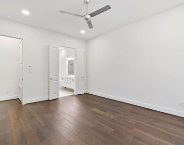 15875 Spectrum Drive - Photo Thumbnail 13