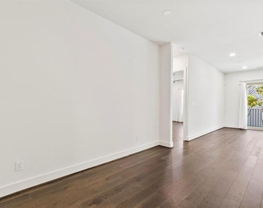 15875 Spectrum Drive - Photo Thumbnail 24