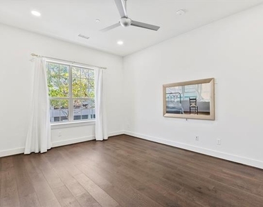 15875 Spectrum Drive - Photo Thumbnail 12