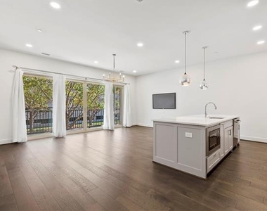 15875 Spectrum Drive - Photo Thumbnail 7