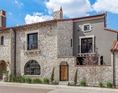 74 Cortes Drive - Photo Thumbnail 8