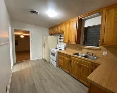 506 S Arizona Drive - Photo Thumbnail 5