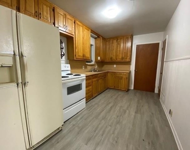 506 S Arizona Drive - Photo Thumbnail 6