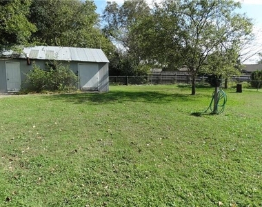 506 S Arizona Drive - Photo Thumbnail 15