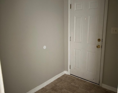 833 4th Avenue Sw - Photo Thumbnail 5