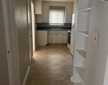 833 4th Avenue Sw - Photo Thumbnail 7