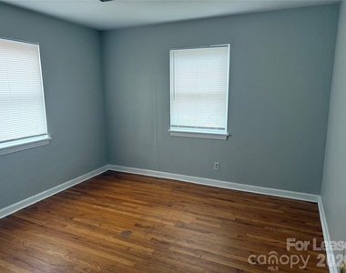 833 4th Avenue Sw - Photo Thumbnail 4
