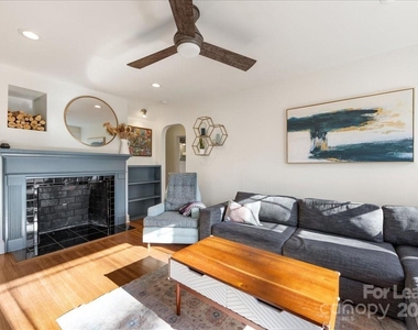 5712 Oak Drive - Photo Thumbnail 8