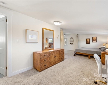 5712 Oak Drive - Photo Thumbnail 23