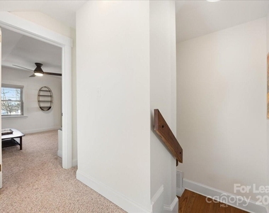 5712 Oak Drive - Photo Thumbnail 17