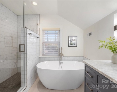 5712 Oak Drive - Photo Thumbnail 26