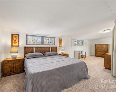 5712 Oak Drive - Photo Thumbnail 21