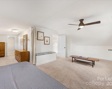 5712 Oak Drive - Photo Thumbnail 22