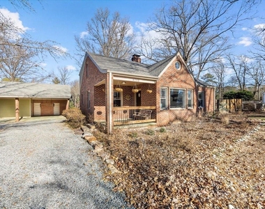 5712 Oak Drive - Photo Thumbnail 2