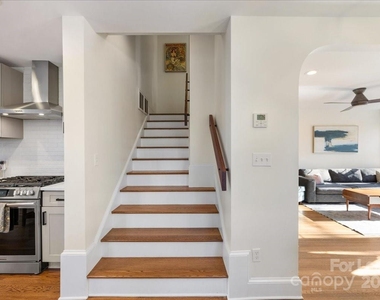 5712 Oak Drive - Photo Thumbnail 16