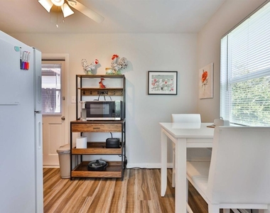 520 Delaware - Photo Thumbnail 12