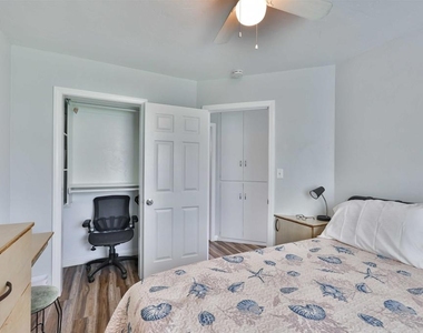 520 Delaware - Photo Thumbnail 7