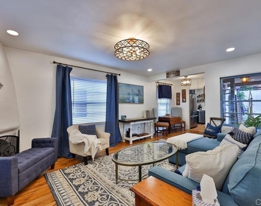 464 G Ave - Photo Thumbnail 3