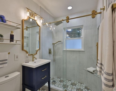 464 G Ave - Photo Thumbnail 14