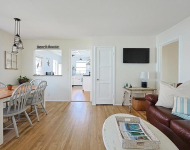 417 5th Street - Photo Thumbnail 6