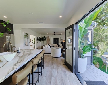 340 Glorietta Place - Photo Thumbnail 17