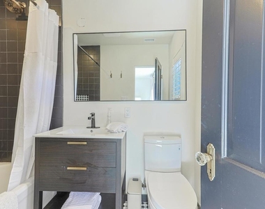 340 Glorietta Place - Photo Thumbnail 40