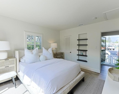 340 Glorietta Place - Photo Thumbnail 38