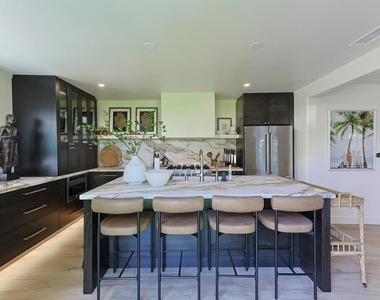 340 Glorietta Place - Photo Thumbnail 8