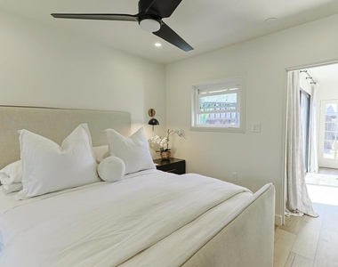 340 Glorietta Place - Photo Thumbnail 32