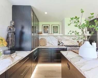 340 Glorietta Place - Photo Thumbnail 15