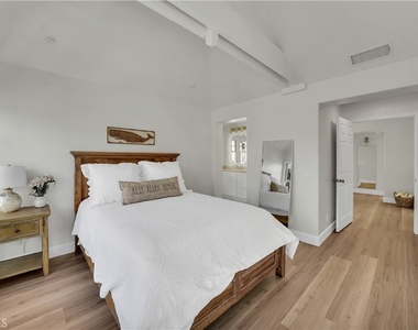 2672 Bungalow Place - Photo Thumbnail 21